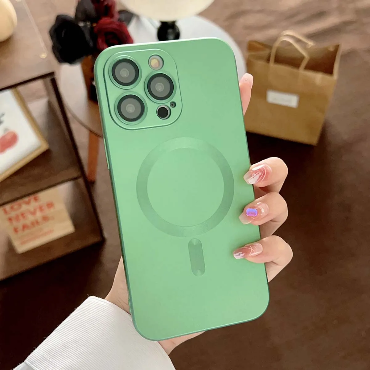 

For iPhone 14 13 12 11 Pro Max Mac Mag Safe Wireless Charge With Camera Lens Covers Metallic Paint Plating Silicone Magsafe Case