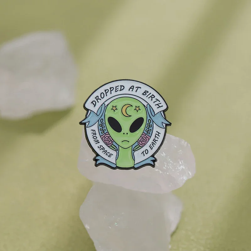Мультфильм Alien Believe Yourself Eanmel милые металлические значки на лацкане аксессуары