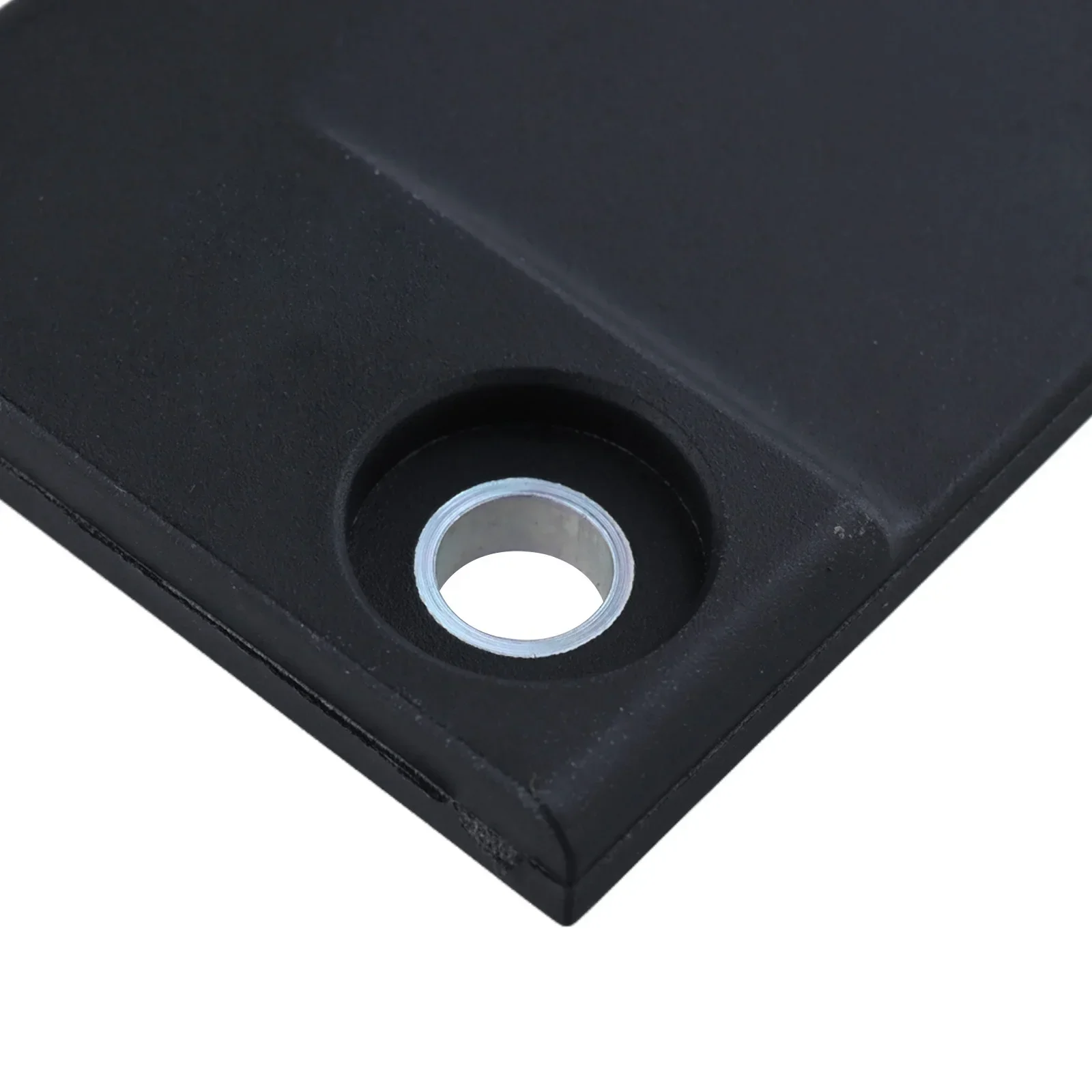 Замена нижней стойки задней двери заднего для Fiat Ducato реле 2006 + пластик 7235.C5 2006+