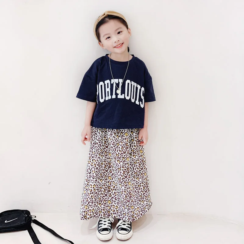 

Parent Child Mother Daughter Suit Japanese Summer Bubble Leopard Print Long Skirt Letter Printed T-Shirt Girls Two Pieces