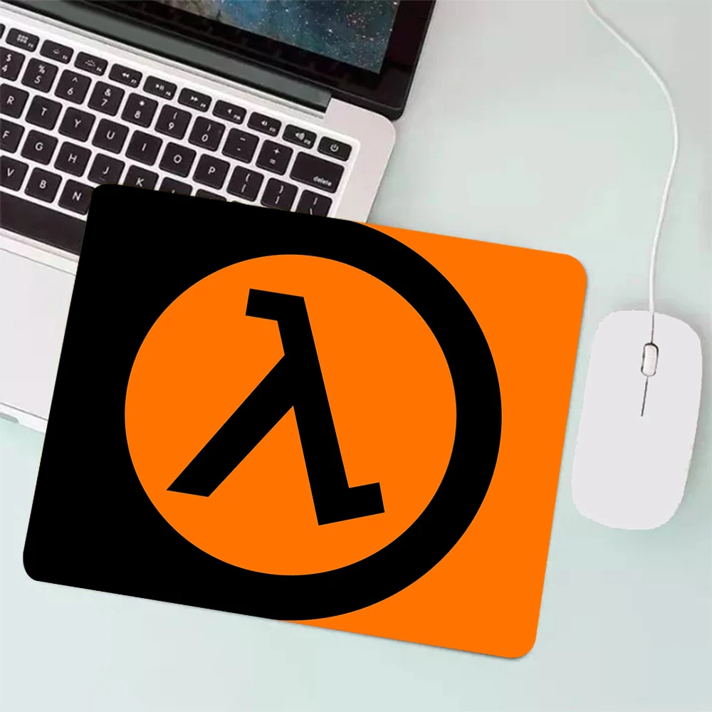 Half Life Small Gaming Mouse Pad PC Gamer Keyboard Mousepad XXL Computer Office Mouse Mat Laptop Carpet Anime Mause pad Desk Mat