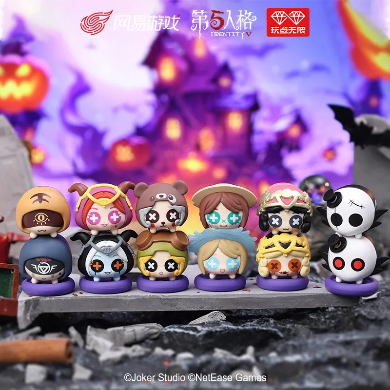 Фото Коллекционная фигурка персонажа Джокера-Садовника из серии Blind Box 3 по игре Identity V от Netease Games – декор для взрослых фанатов игр, отличный подарок. №3