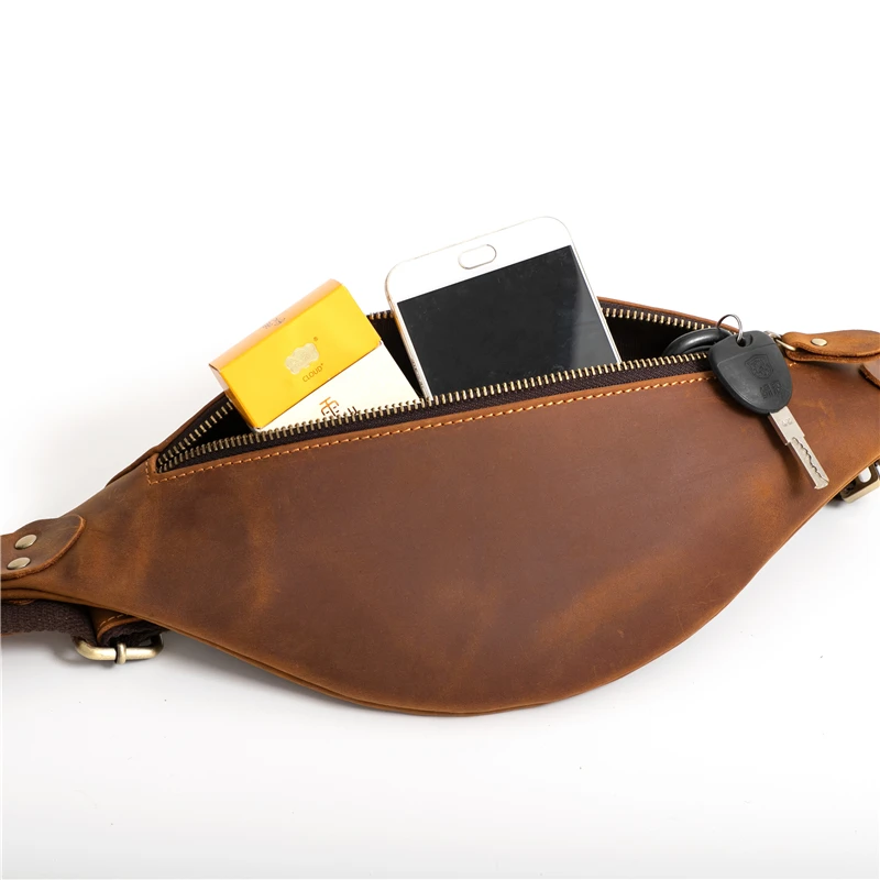 2021 Genuine Leather Travel Waist Bag Bum Bag Hip Pouch For Men Crazy Horse Leather Shoulder Bag Backpack Large Compartments