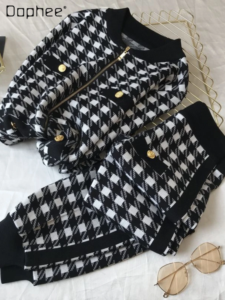 

Retro Houndstooth Casual Wide-Leg Knickerbockers Suit Women Autumn Winter Korean Style Fashion Commuter Knitted Two-Piece Suit