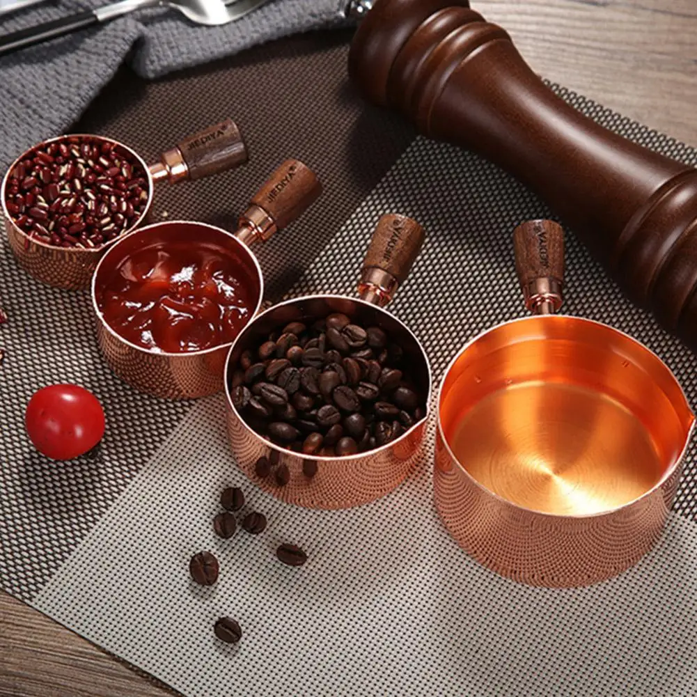 

Sauce Pot with Rosewood Wooden Handle Sauce Cup Plate for Cooking Utensils