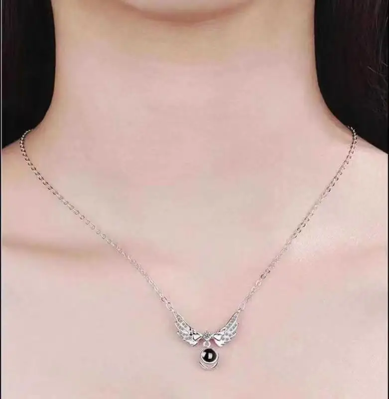 Custom Photo Projection Necklace Angel Wings Necklaces Customized Choker Jewelry Valentine's Day Christmas Fashion Elegant