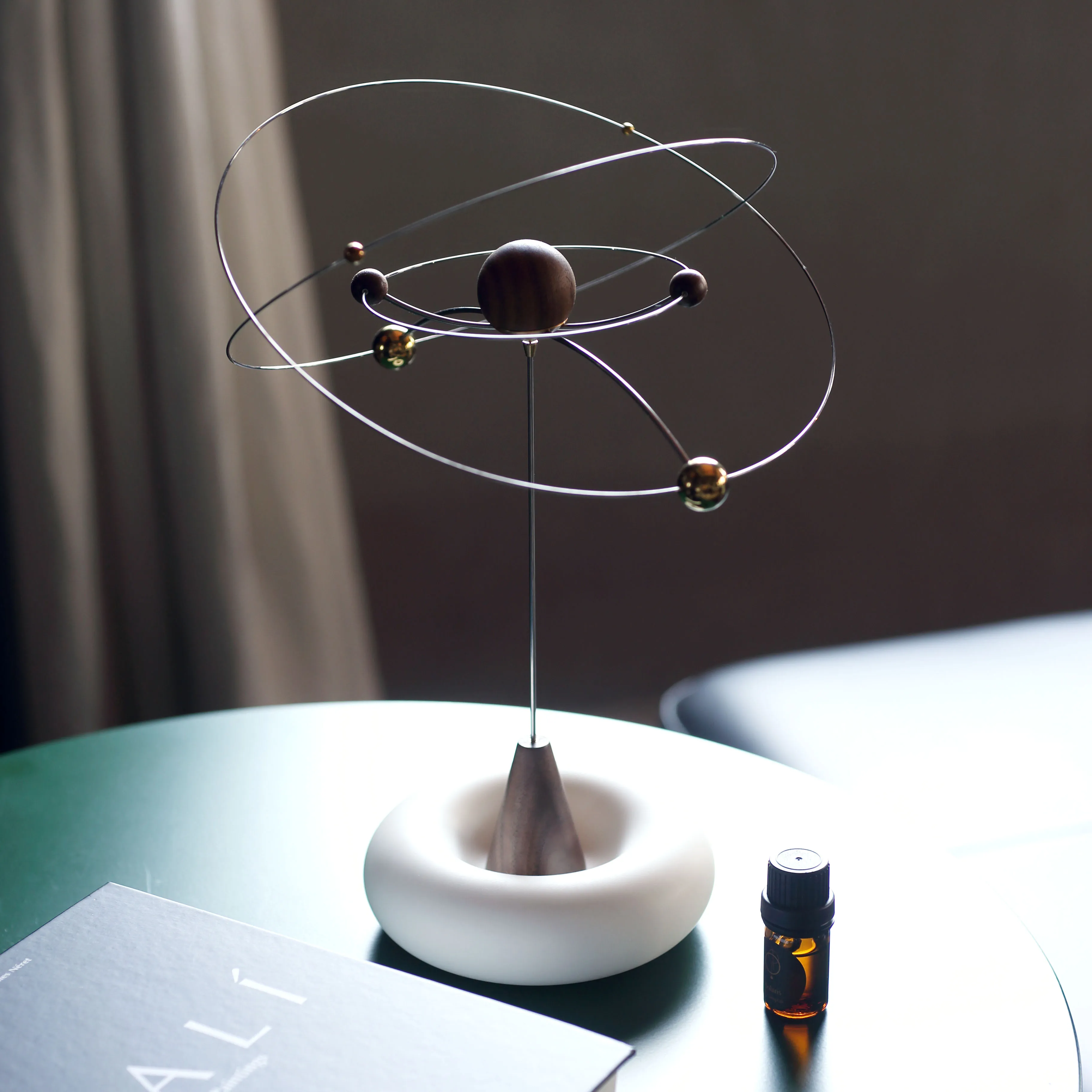 Струнная жизнь артефакты планета ароматерапия дерево левитирующая дизайнерский