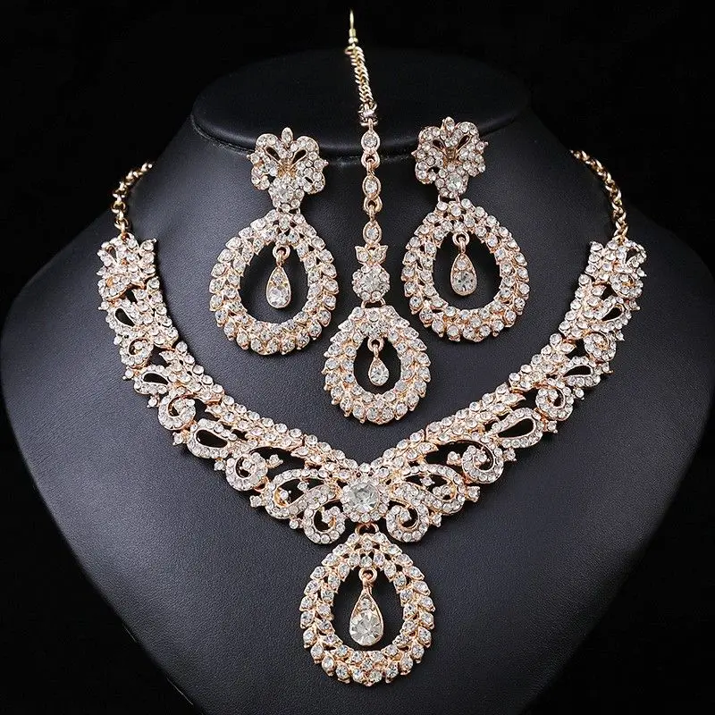 

European and American internet celebrity accessories retro zircon necklace set luxury crystal jewelry dress accessories