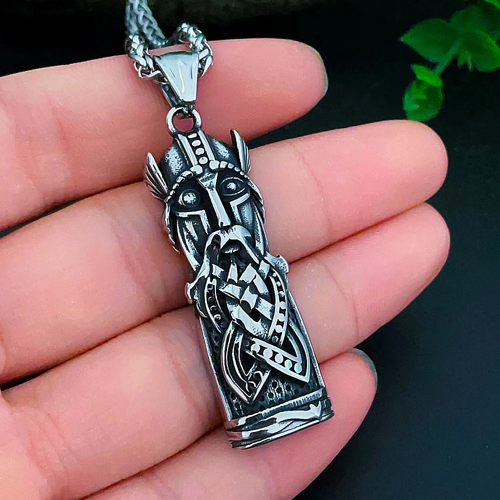 

Norse Viking Warrior Odin Necklace For Men Retro 316L Stainless Steel Viking Celtic Necklace Pendant Amulet Jewelry Wholesale