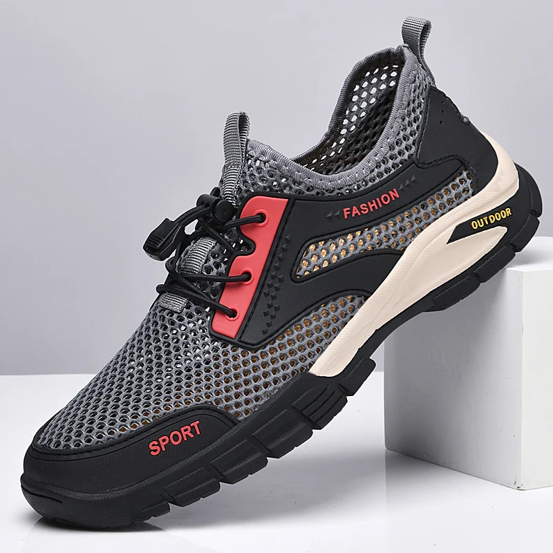 

Summer Breathable Men Hiking Shoes Plastic + Mesh Outdoor Men Sneakers Climbing Shoes Men Sport Shoes Quick-dry Water Shoes