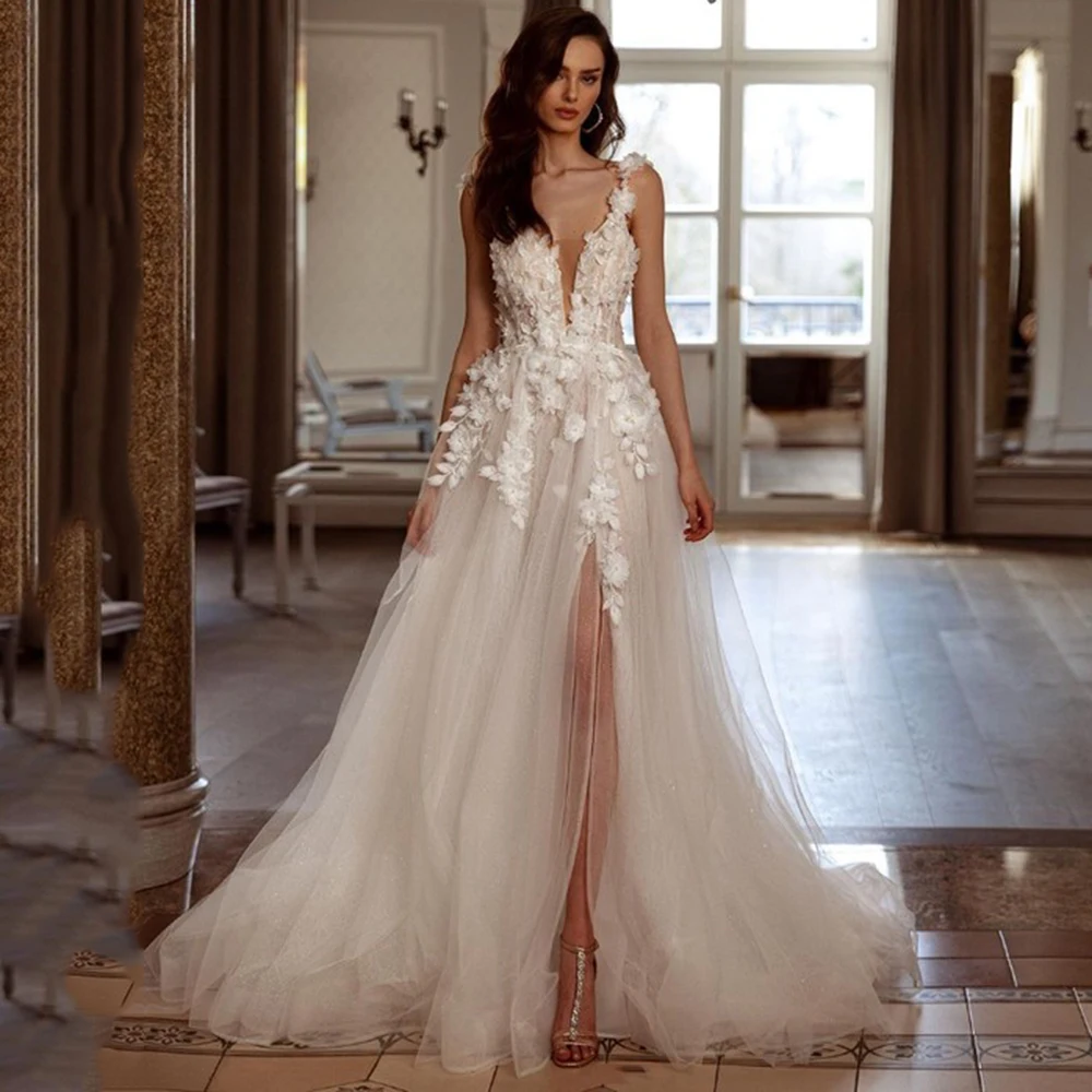 Abito Da Sposa Boho Princess Con Scollo A V Profondo Con Spacco Laterale Appliques In Pizzo 3D Beach Spaghetti Straps Abito Da Sposa Backless Sweep Tr