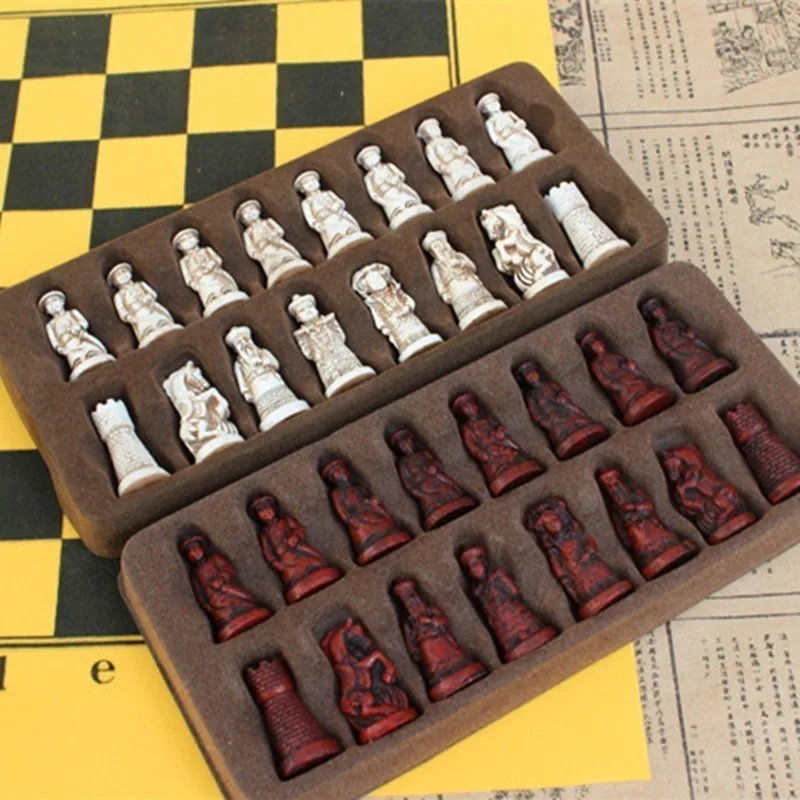 

New Antique Chess Small Leather Chess Board Qing Bing Lifelike Chess Pieces Characters Parenting Gifts Entertainment