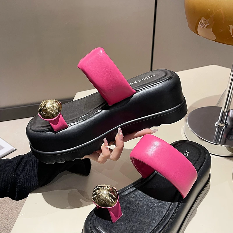 

Сандалии женские на платформе, пикантные шлепанцы с клипсой, Простые Модные, Уличная обувь, лето 2023