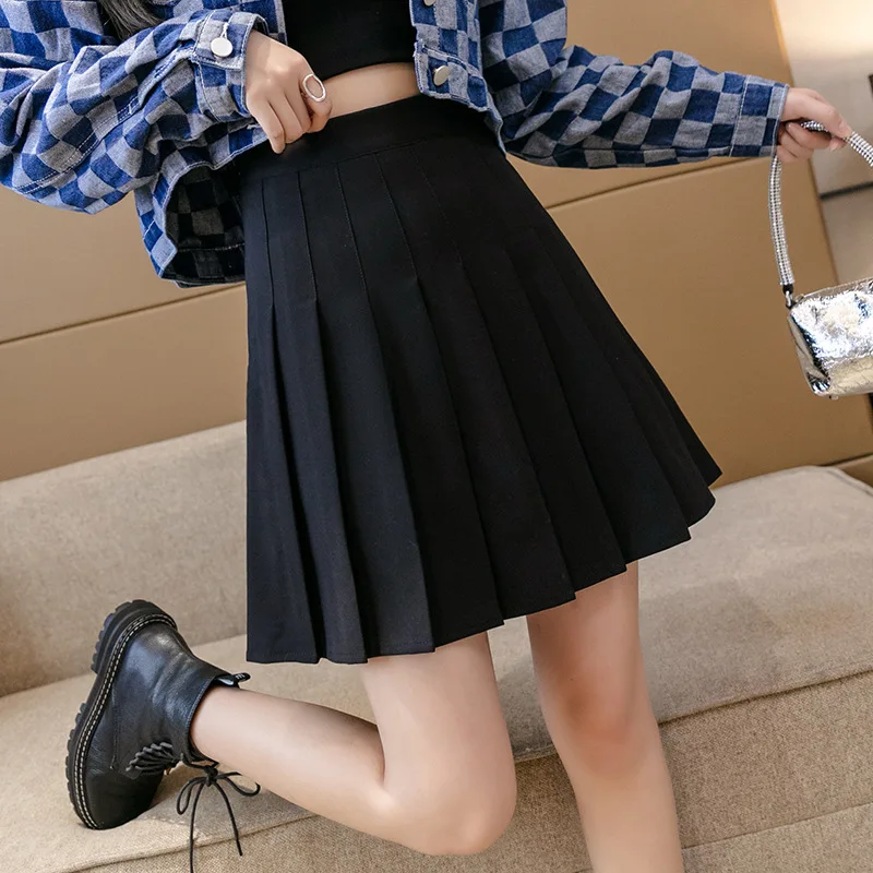 

Черная плиссированная юбка для женщин на весну и лето, черная мини-юбка с высокой талией, трапециевидная юбка, новинка 2022, маленькая черная ю...