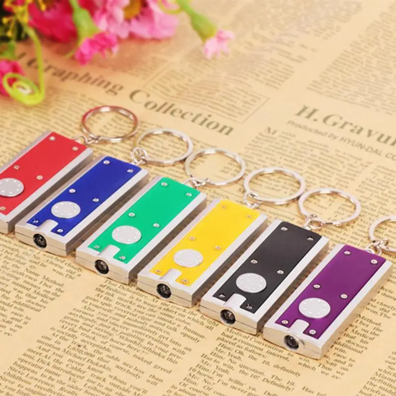 

Bright Light Mini Led Flashlight Ring Lamp Chains Mini Square Chain Flashligh Plastic Led Light B7q1