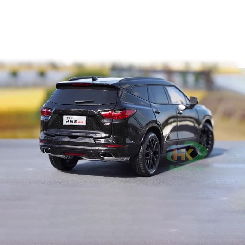 WELLY Диэкаст Pioneer RS SUV 1:18