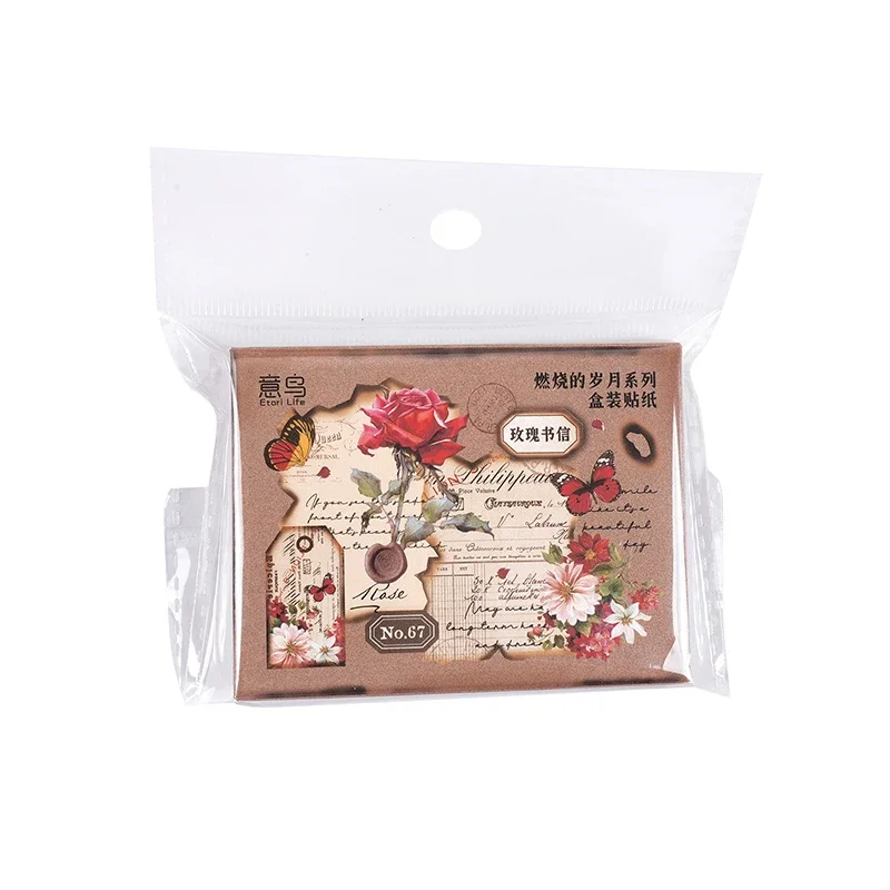 Декоративные наклейки в ассортименте