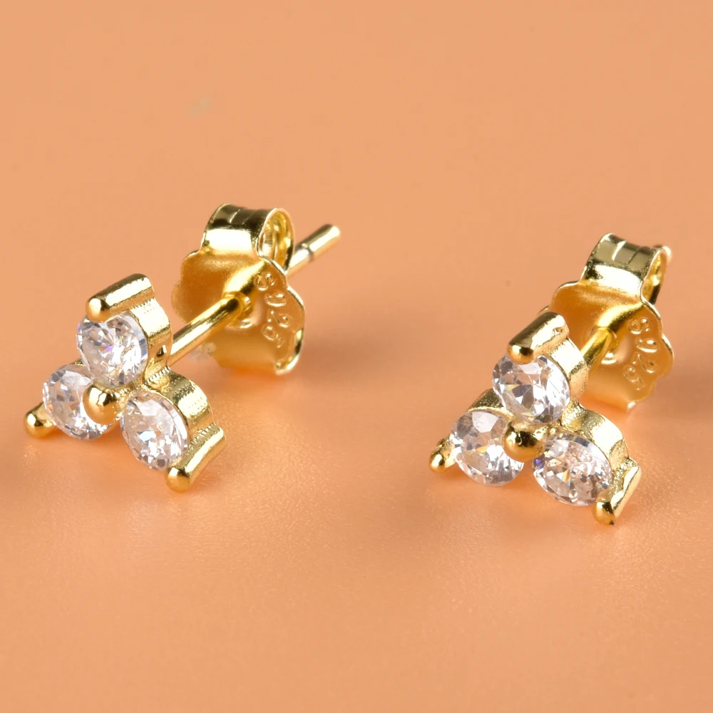

Clover Zircon Stud Earrings Female S925 Silver Fashion Focus Banquet Party Anniversary Gift