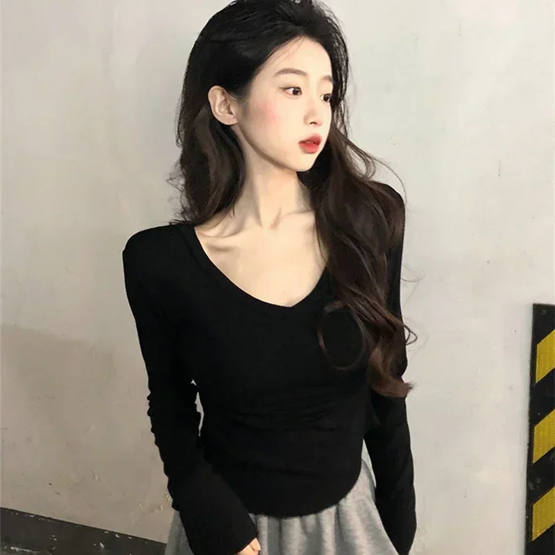 Футболка V-Hals Met Lange Mouwen Dames Koreaanse Lente Herfst Nieuwe Onregelmatige Zoom Slanke Повседневные футболки Y2K