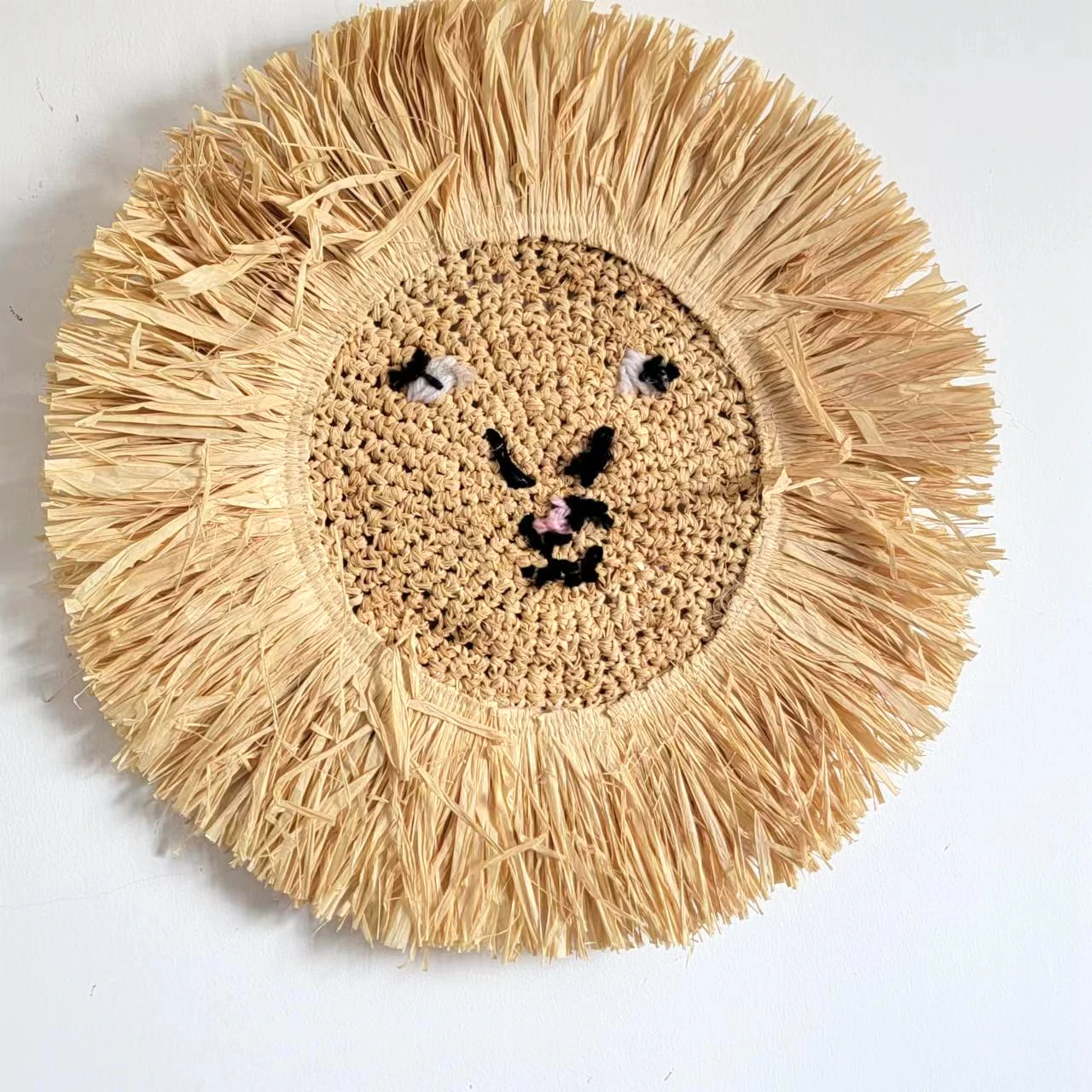 Украшение из рафии-вешалка с головой льва рафии-настенная лампа