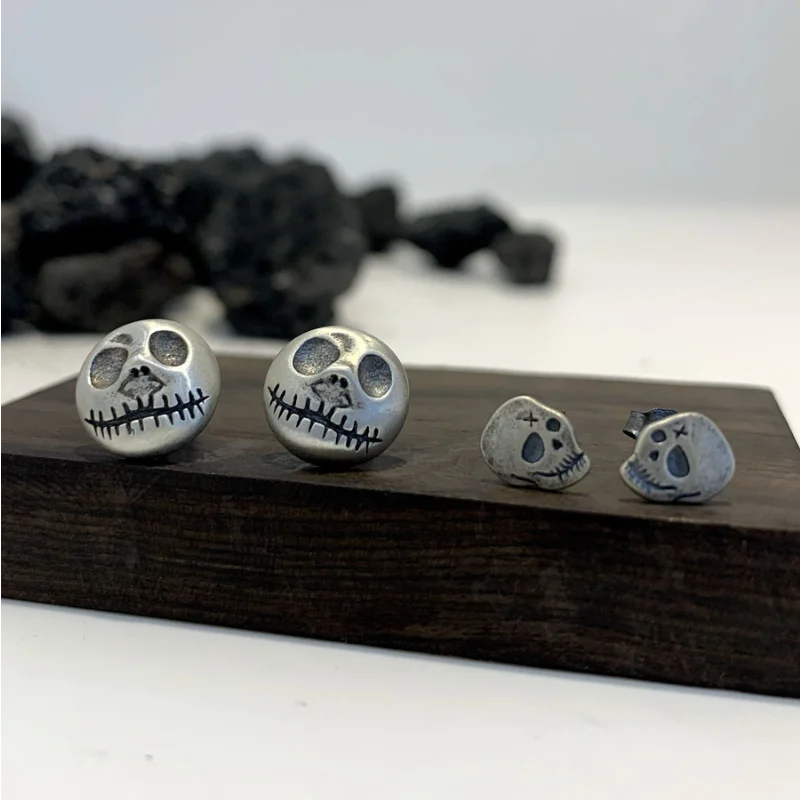 

Fashion Simple Pumpkin Skull Stud Earrings Gothic Punk Style Unique Earrings for Motorcycle Party Jewelry Unisex Earrings
