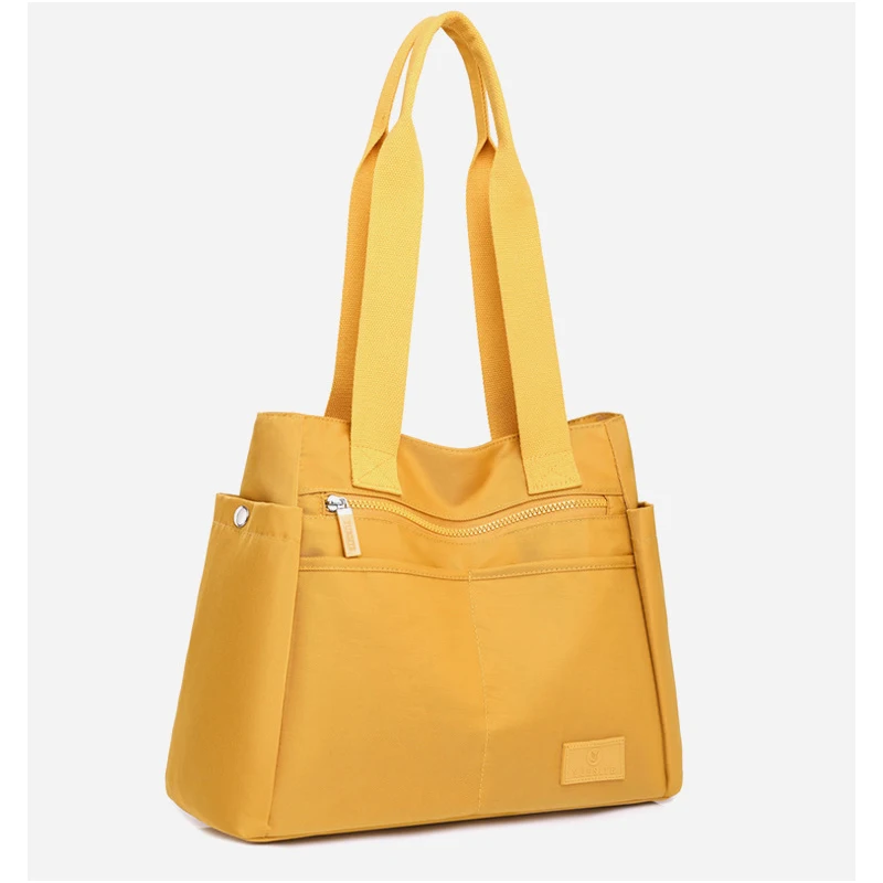 Women Large Capacity Shoulder Bags Waterproof Nylon Shopping Handbags and Purses Female Retro Tote Bags Sac A Main Femme