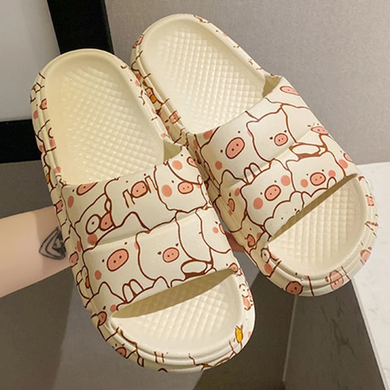 

Anime Cartoon Cute Pig Pattern Women's Slippers Thick Sole Soft Comfortable Non-Slip Sandals Summer New Indoor Couple Slippers