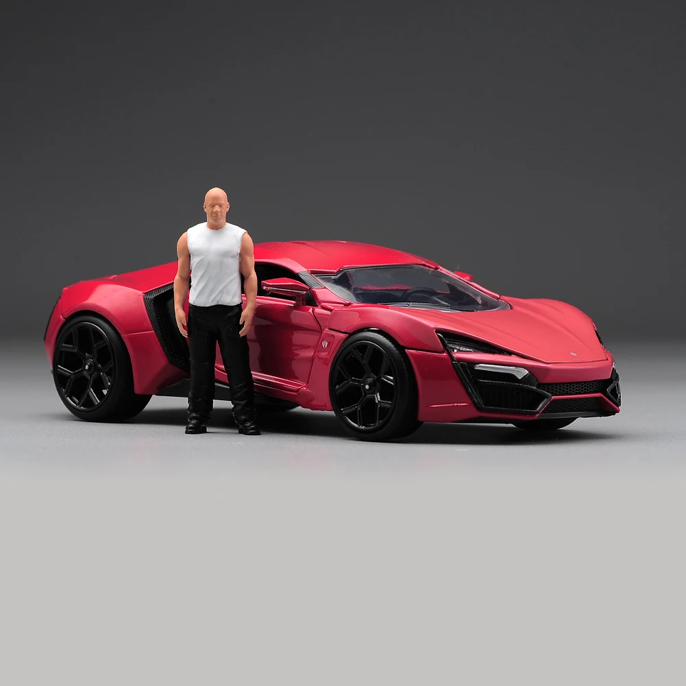

Модель автомобиля из сплава в масштабе 1:24
