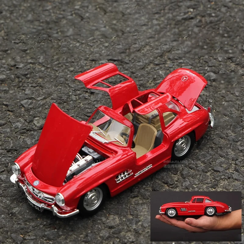 Фото Bburago 1:24 Mercedes-Benz 300SL 1954, литая модель автомобиля из сплава, игрушечная машинка, миниатюрная масштабная модель автомобиля для детей №2