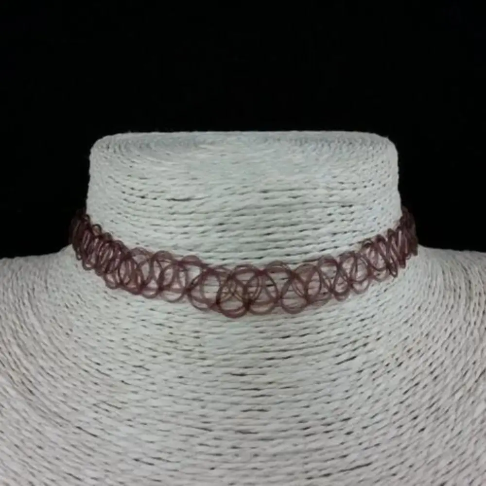 Ожерелье-чокер с татуировкой