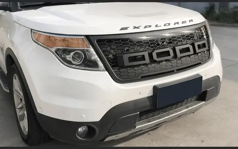 Сетчатая решетка переднего бампера сотовая сетка со светодиодной подсветкой для