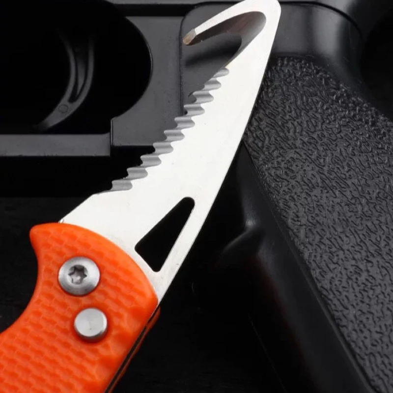 

Portable Multifunctional Tool Knife Foldable Serrated Sharp Express Parcel Knife Keychain With Hook Cut Rope Survival Tool