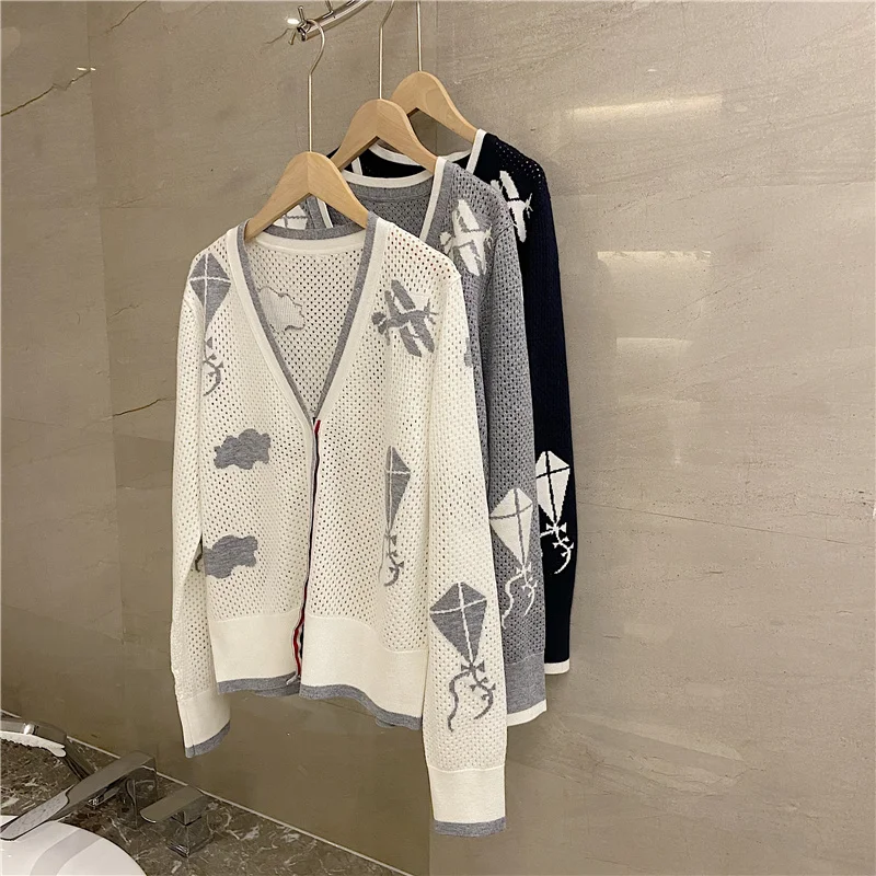 Korean High Quality Fashion Women's TBV Neck Hollow Long Sleeve Thin Cloud Aircraft Pattern Sunscreen Shirt Cardigan