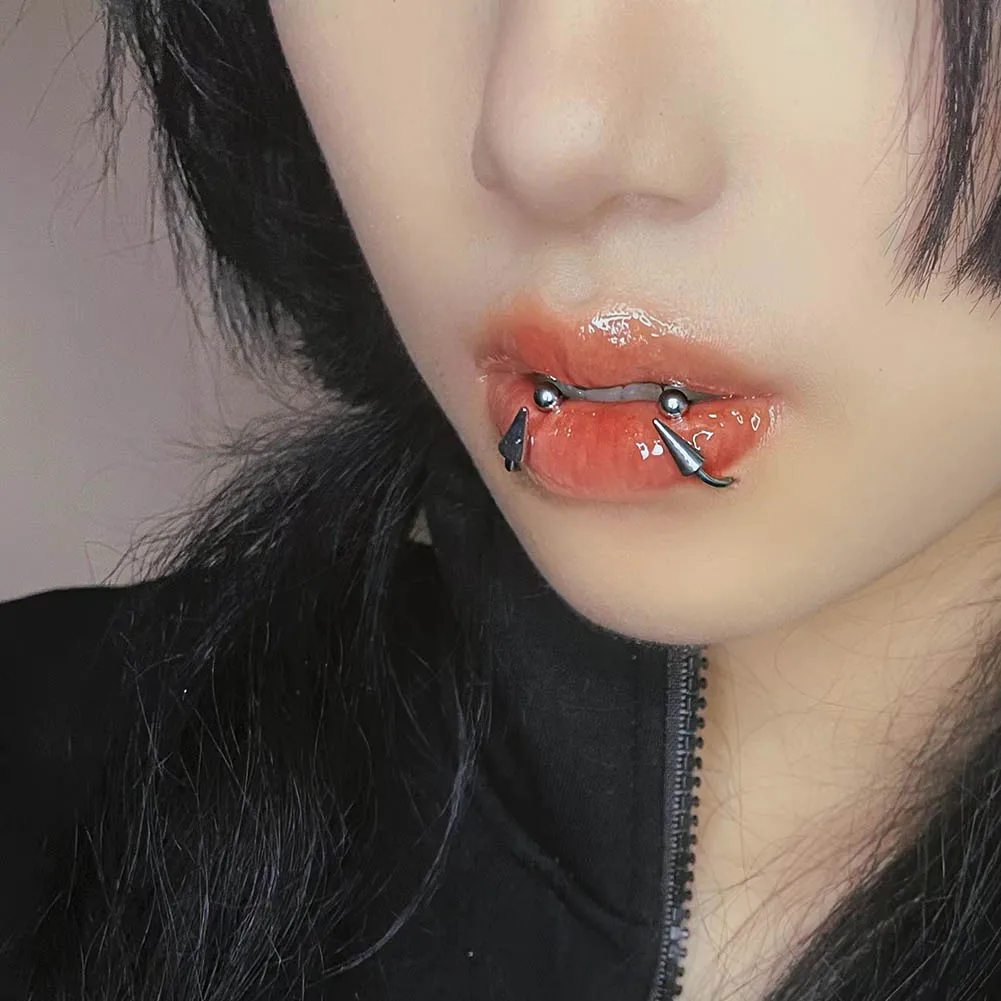 

1Pcs Titanium Steel Piercing Lip Ring Lip Studs Fashion Gothic Nose Piercing Ring Belly Button Ring Lip Piercing Body Jewelry
