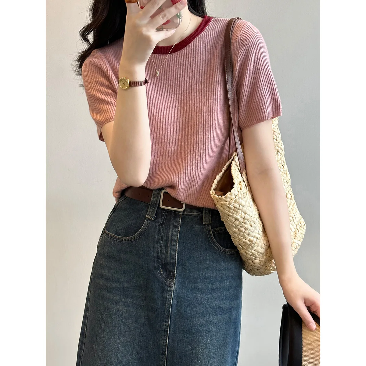 

Spring and Summer Knitted Short-sleeved T-shirt Women Japanese and Korean Fashion Simplicity Round Neck Commuter Tops Tees