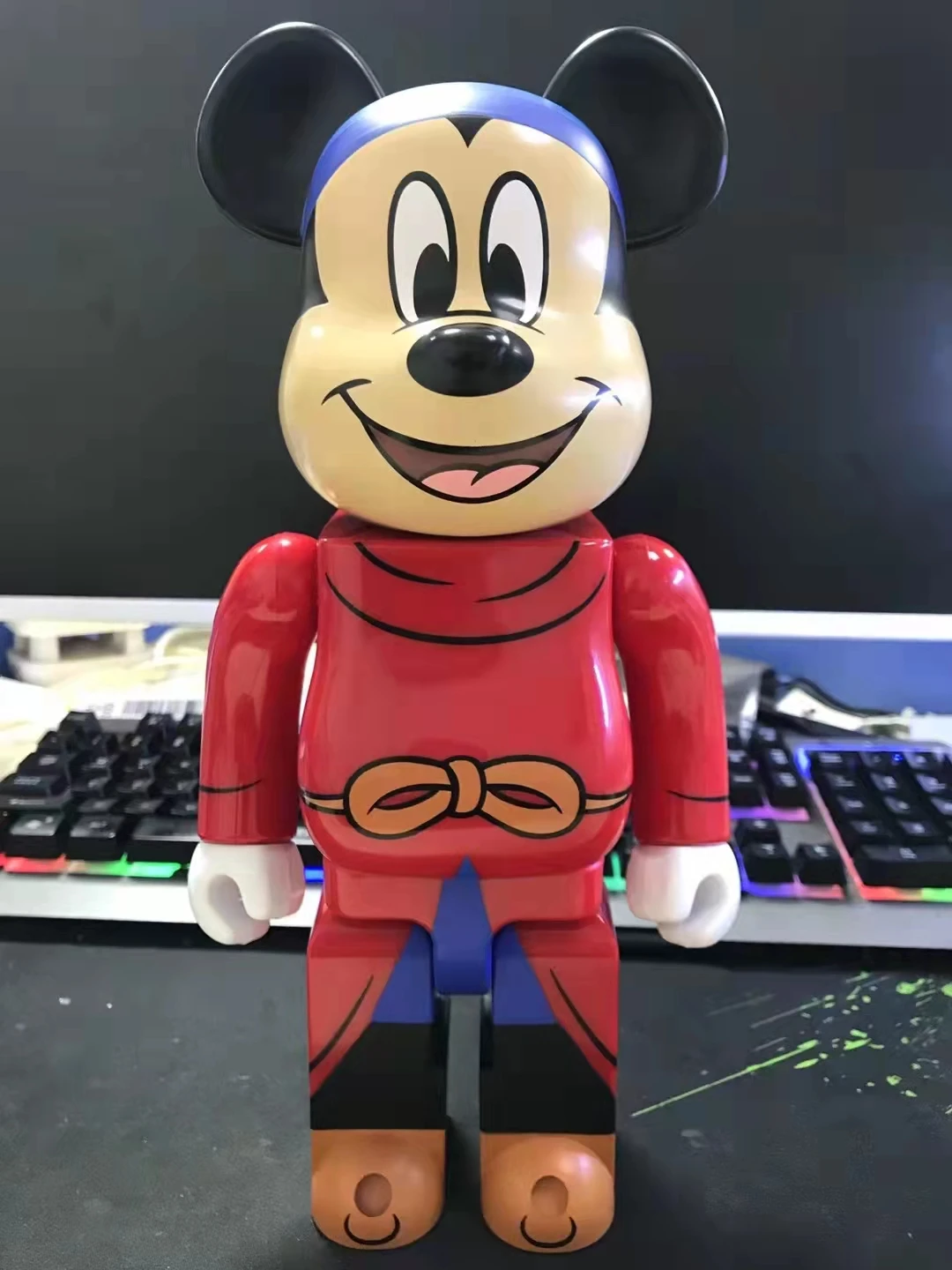 

Disney Mickey Mouse BE@RBRICK 400% 28cm Anime Action Figures Bearbrick PVC Dolls Room Decor Christmas Gift Kids Gifts Man Gifts