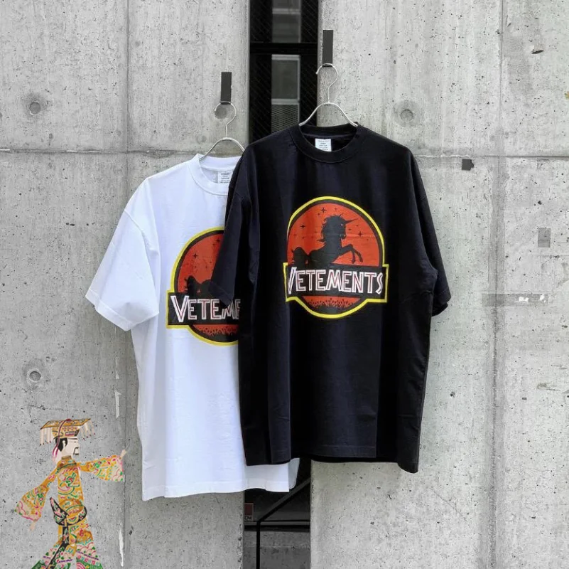 

NEW VEEMENTS 23ss Summer Unicorn Logo T shirt High Quality Loose Casual Couple Short Sleeve T-shirt