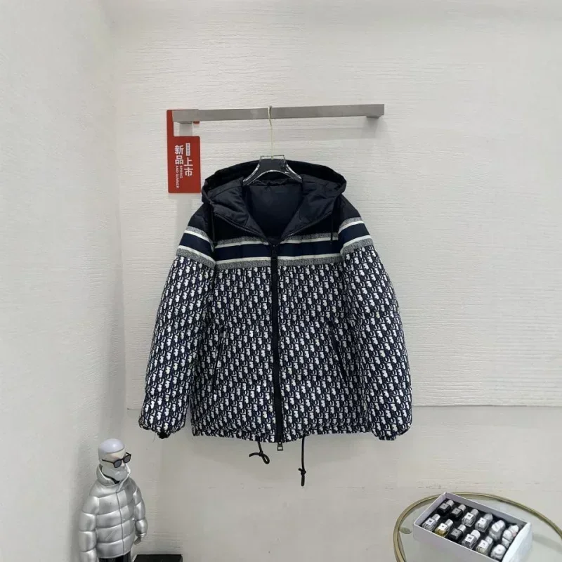 Женский зимний пуховик на молнии