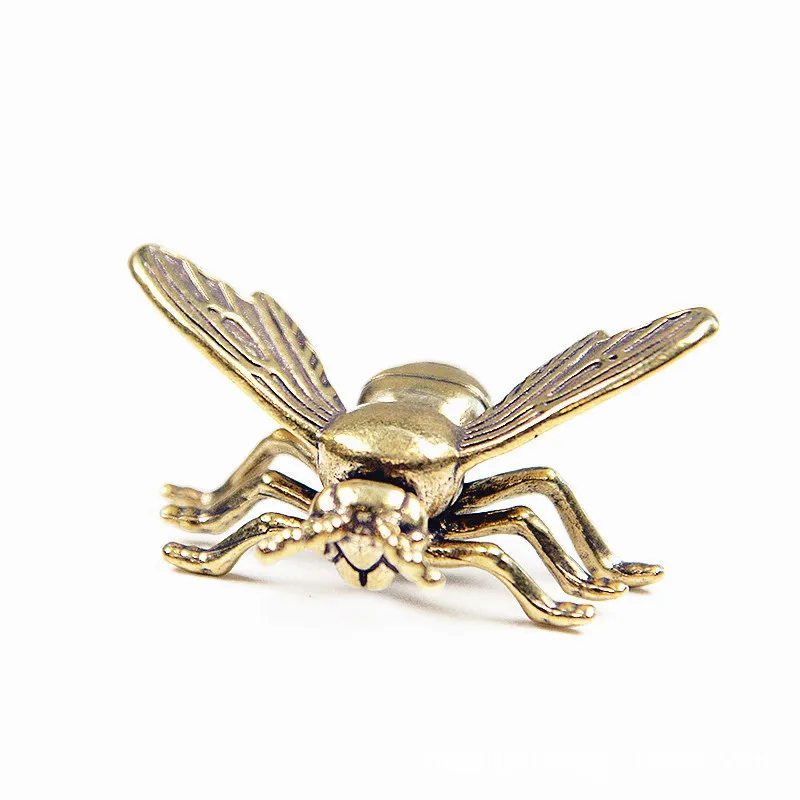 

Латунная фигурка пчелы