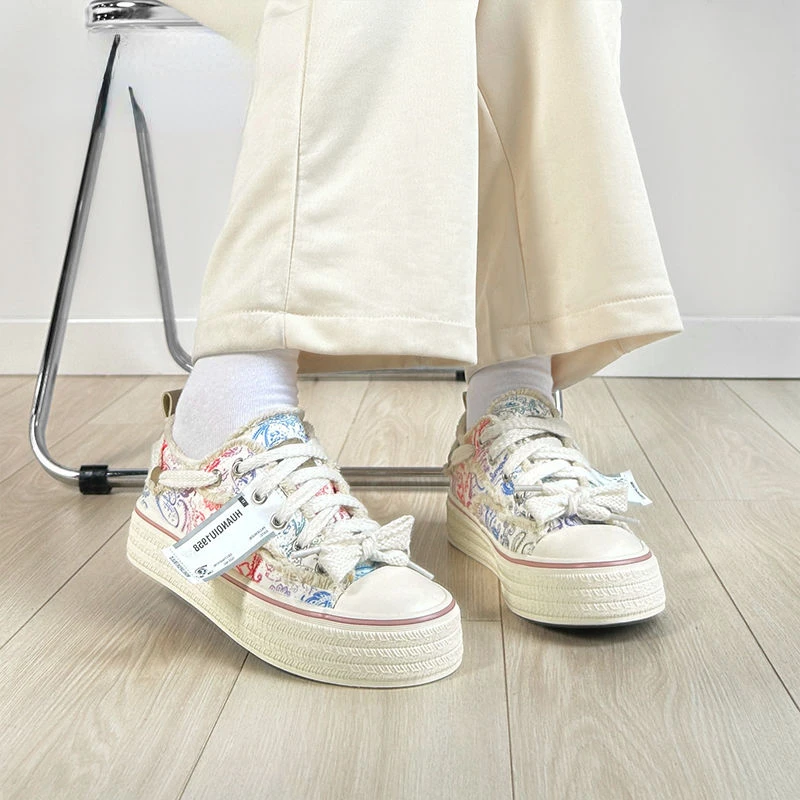 SHANPA Graffiti Canvas Low-top Platform Shoes for Women Harajuku Fashion Personalized Shoes All-match Designer Female Zapatos