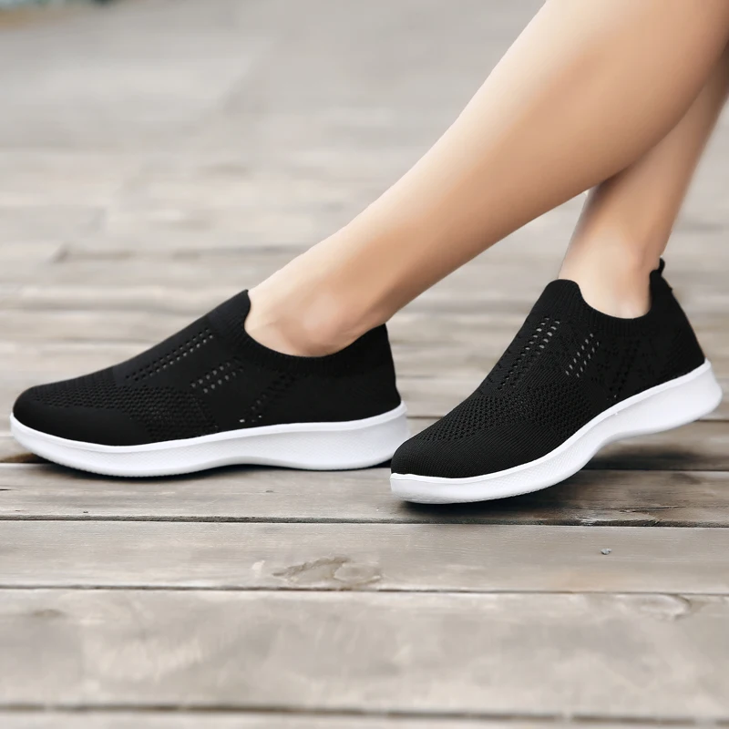 Summer Women Walking Shoes Slip-On Lightweight Breathable Sneakers Lovers Flywire Mesh Sport Shoes women shoes