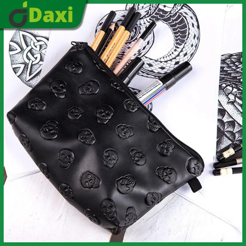 

Bathroom Storage Bag Women Skull Handbag Fashionable Pu Leather Makeup Bag Travel Organizer Cosmetic Bag Non-toxic Tasteless