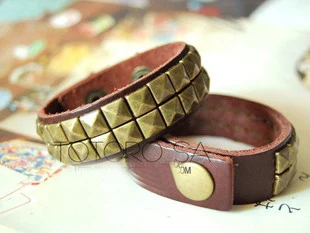 Promotional 1000pcs 7mm Bracelet And Leather Rivet Punk Pyramid Studs Metal Claws Nailhead DIY Accessories Shoes Bags | Дом и сад