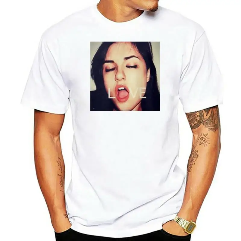 

New Sasha Gray Love Black T-Shirt Men Fashion Casual TShirt Soft Cotton T Shirt Short Sleeves Tops Clothing Unisex Tees Harajuku