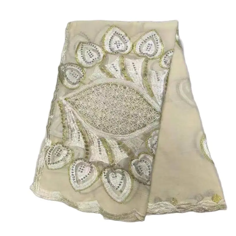 Рисунок 3 - 2023 г., мусульманский хиджаб большого размера