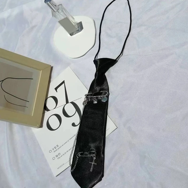 

Shirt Tie Female Cool Harajuku Style Narrow Tie Metal Chain Student Preppy Tie N2UE