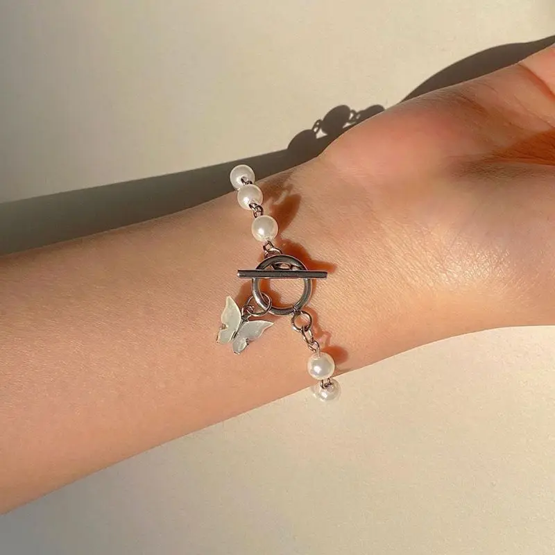 

Butterfly Pendant Pearl Bracelet For Women Bracelets Ot Design Trend Fashion Party Jewlry 2022 New Temperament Simple Retro Gift