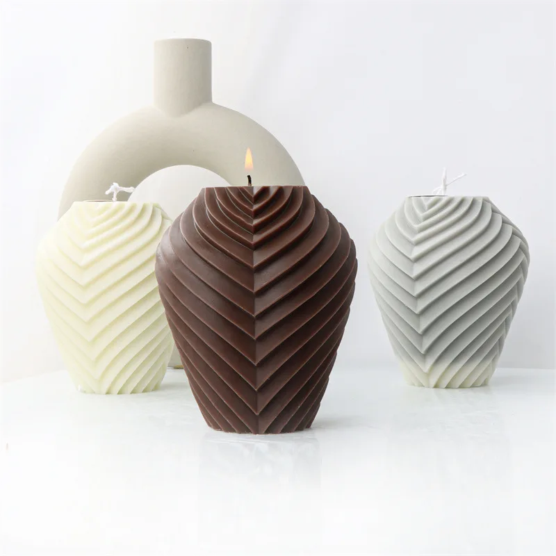 

V-Shaped Striped Vase Silicone Molds Creative DIY Aromatherapy Plaster Candles Flip Sugar Moulds Home Decorations Wedding Gifts