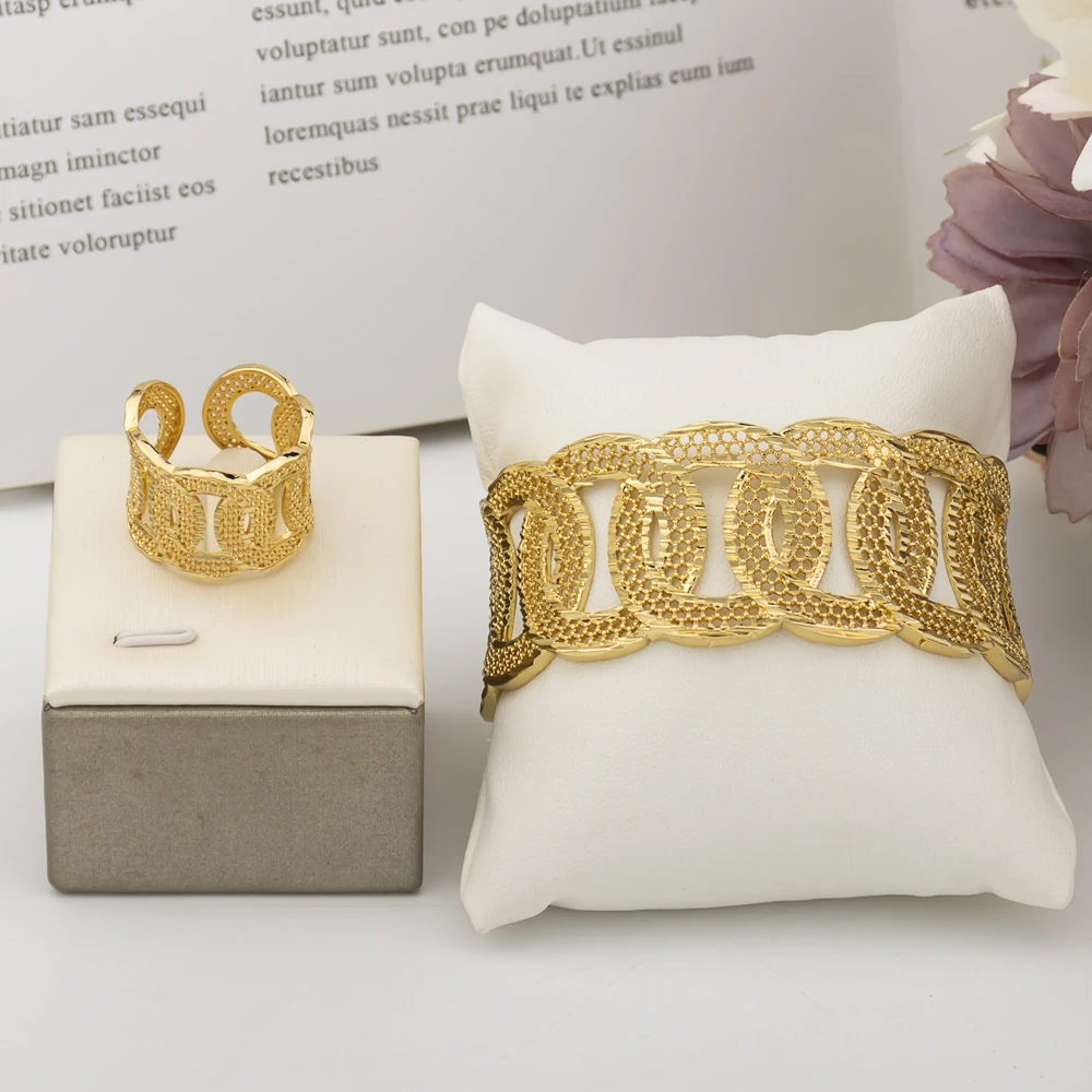 

Dubai Gold Colour Bracelets Ring Set Jewlery For Lady African Woman Bracelet Fashion Jewelrys For Party Anniversary Gift