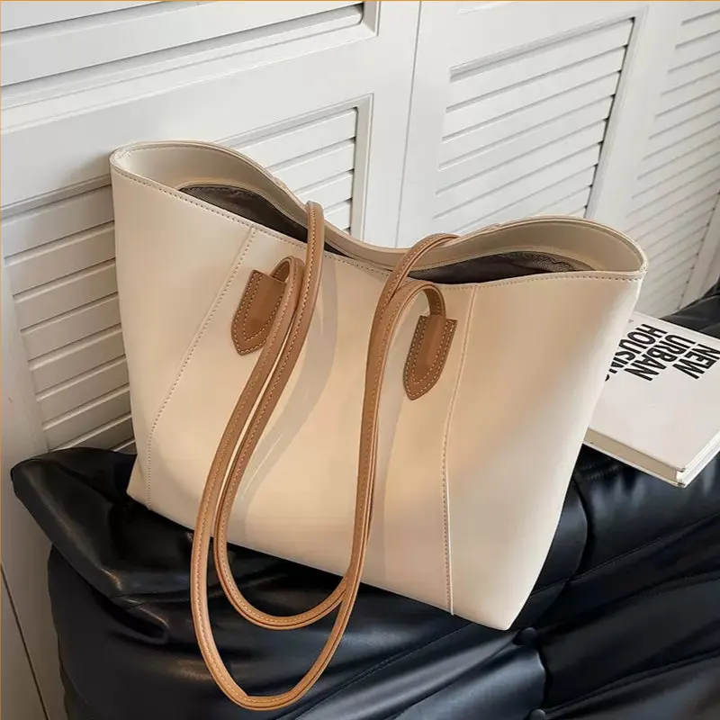 

LL BAG 17